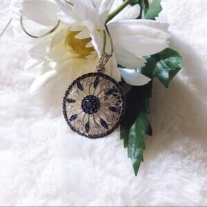Blue and Silver Circle Flower Outline Necklace